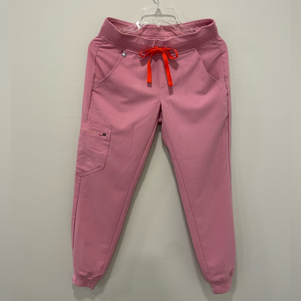 Figs Zamora Jogger Scrub Pants (XS/P) Extra Small Petite Chalk Pink EUC!